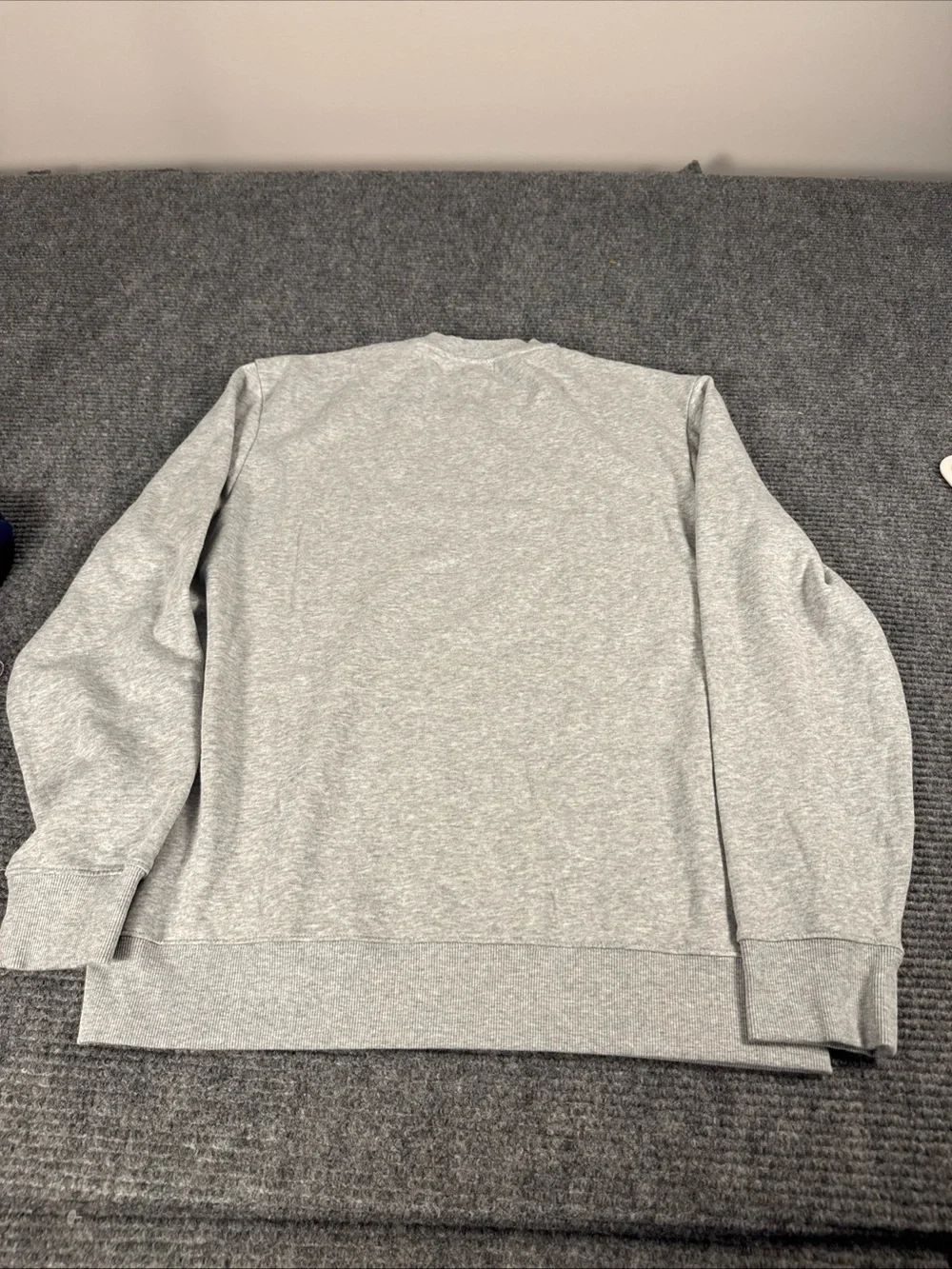 TRUE RELIGION Man's Horse Shoe Foil Pullover Sweater shirt  Size X-Large Grey